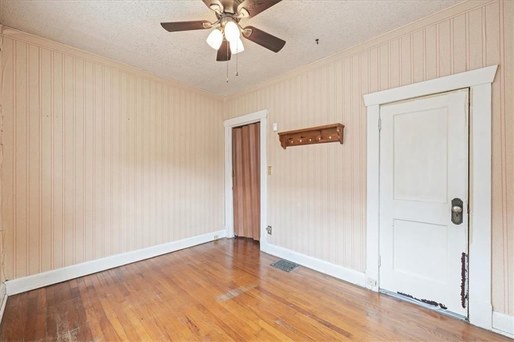 1303 S Maywood Avenue — photo 20
