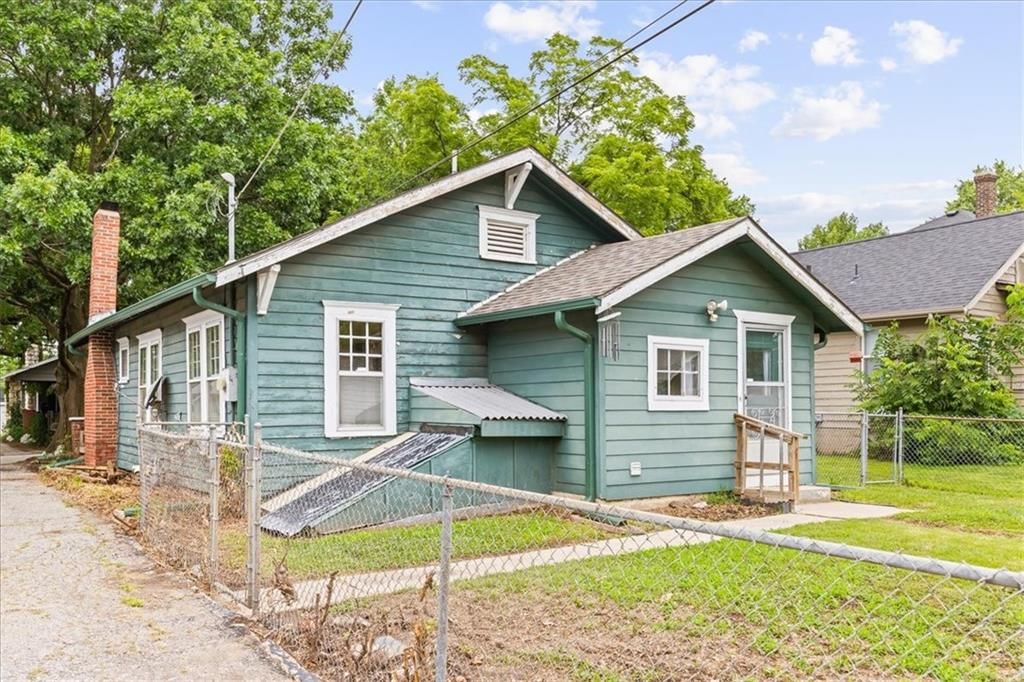 1303 S Maywood Avenue — photo 24