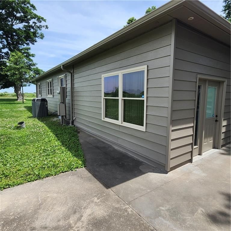 38210 Osawatomie Road — photo 9