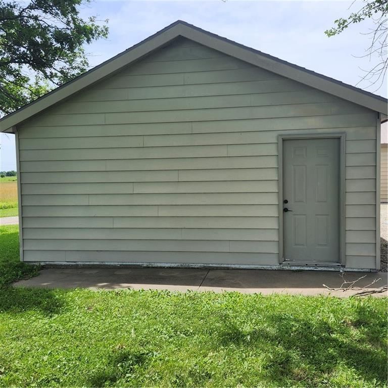 38210 Osawatomie Road — photo 23
