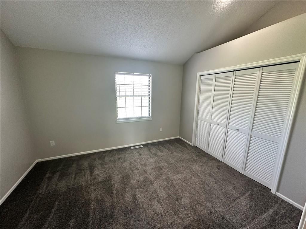 725 SW Liggett Road — photo 6