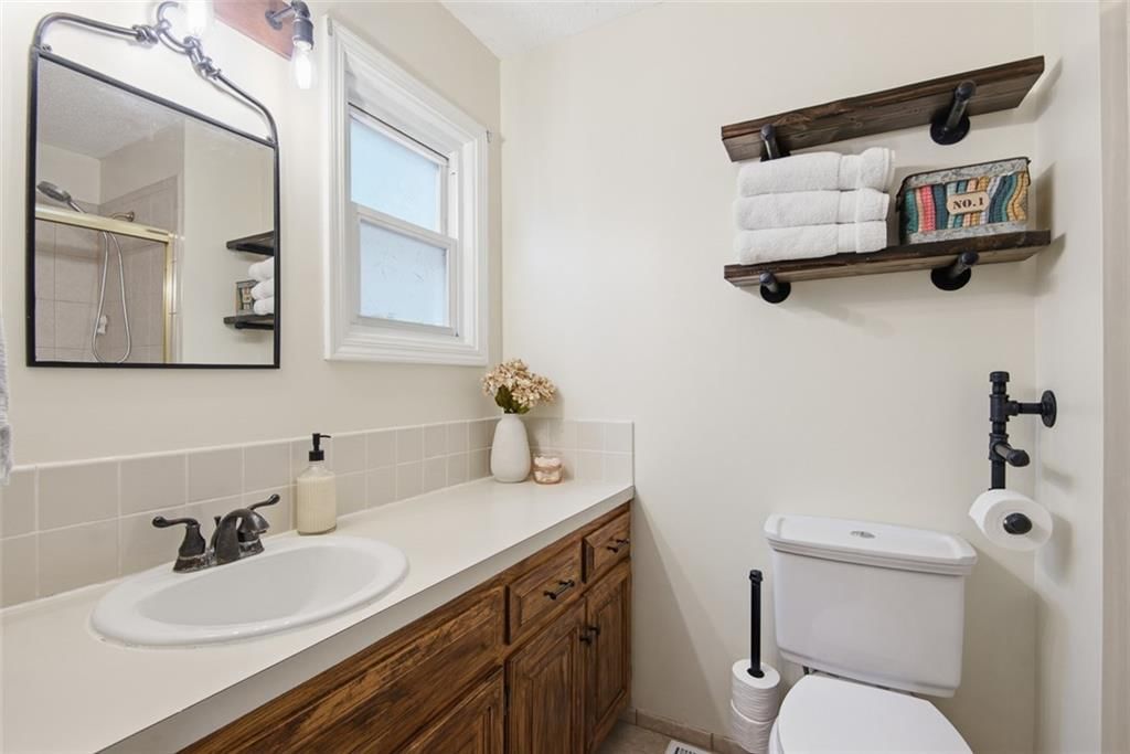 9009 W 82nd Place — photo 16