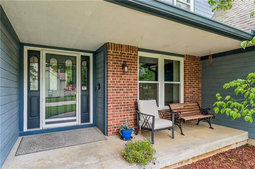 8515 Hallet Street — photo 4