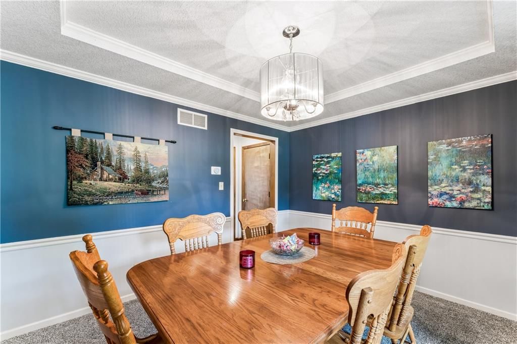 8515 Hallet Street — photo 12