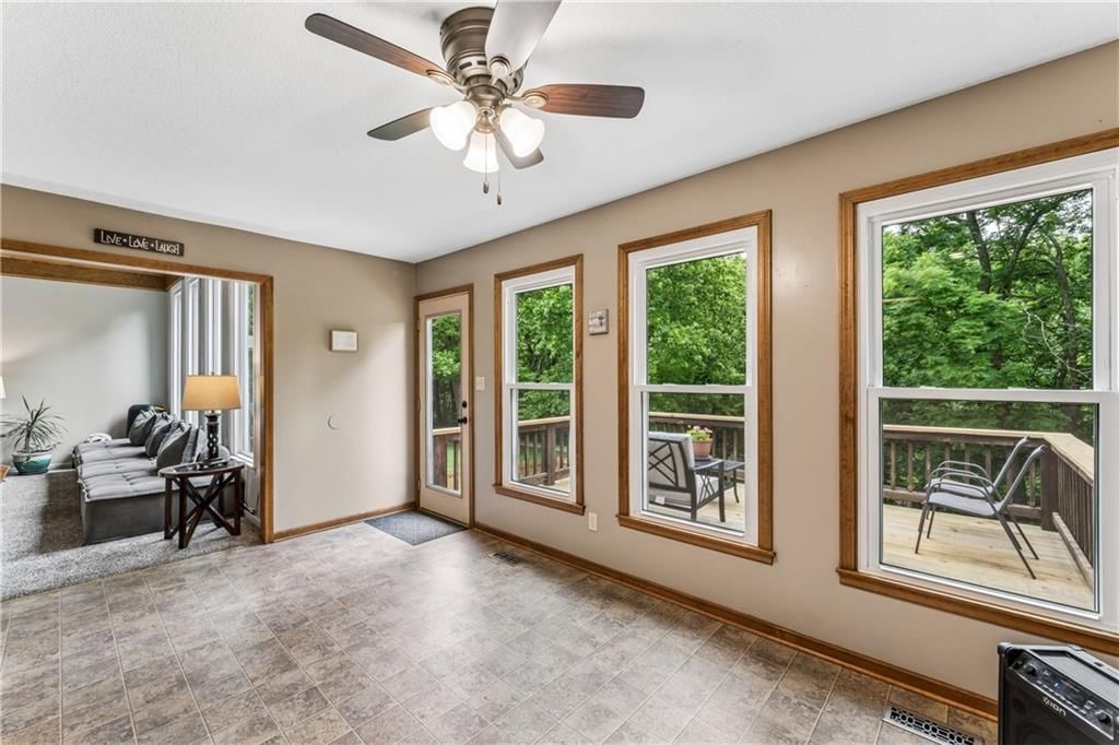 8515 Hallet Street — photo 17