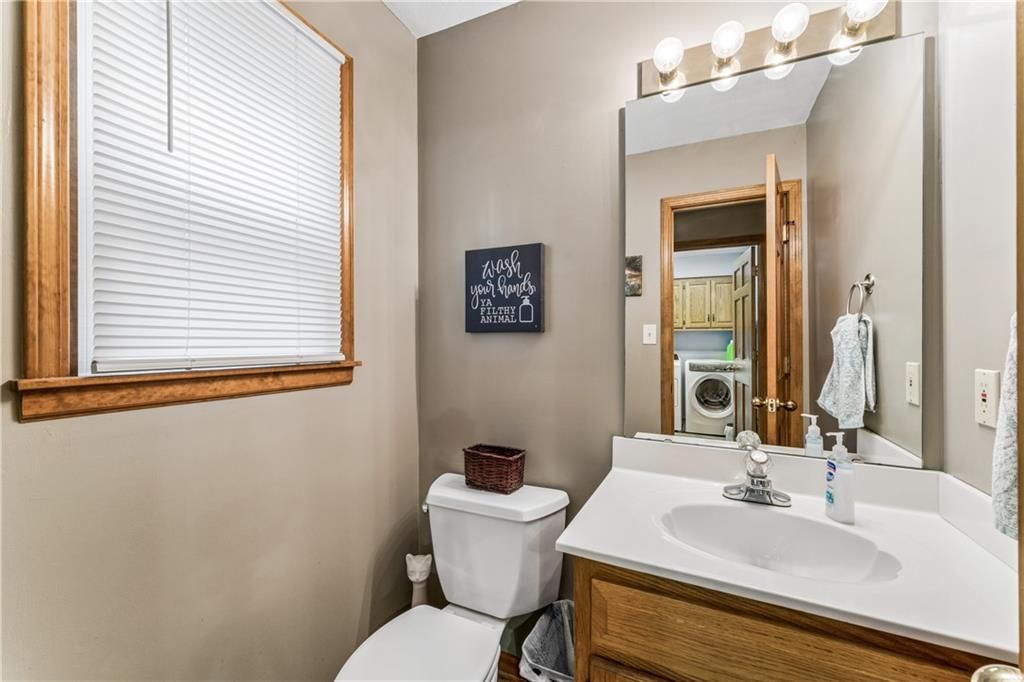 8515 Hallet Street — photo 19