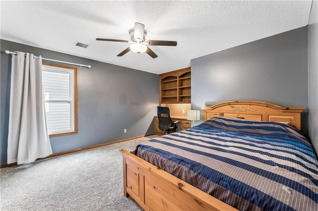 8515 Hallet Street — photo 20
