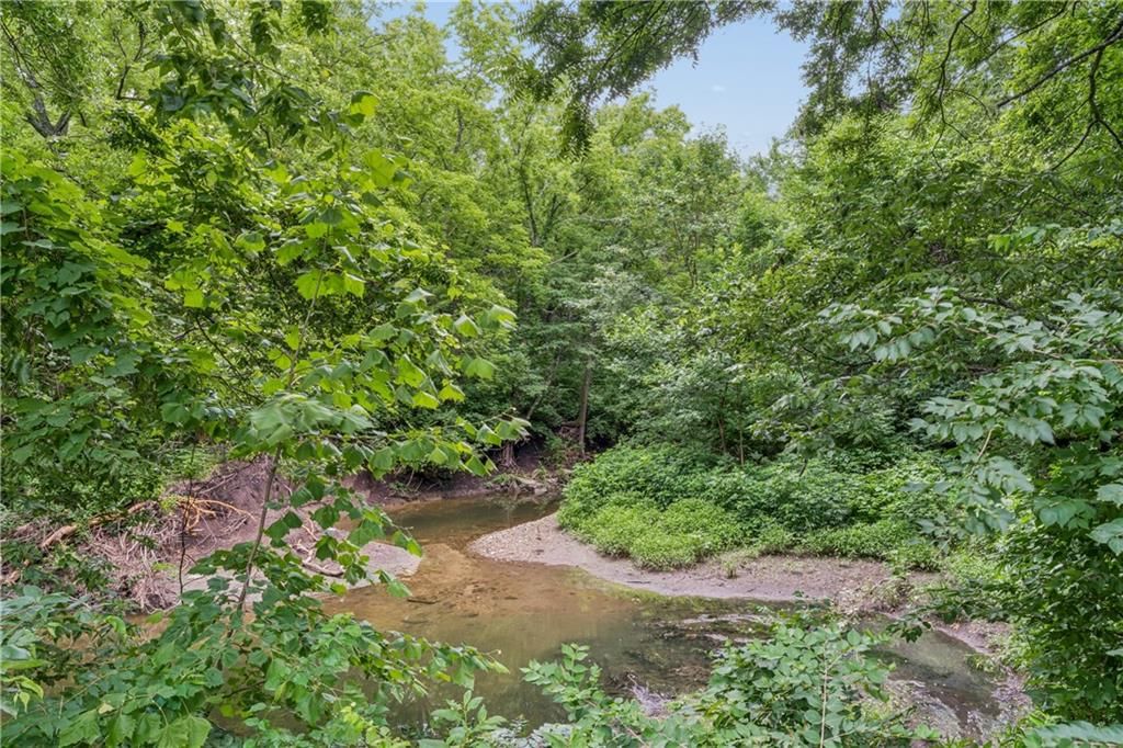 8515 Hallet Street — photo 41