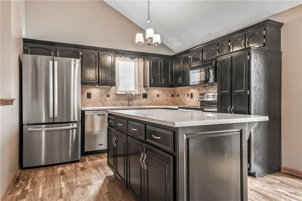 13815 S Acuff Street — photo 7