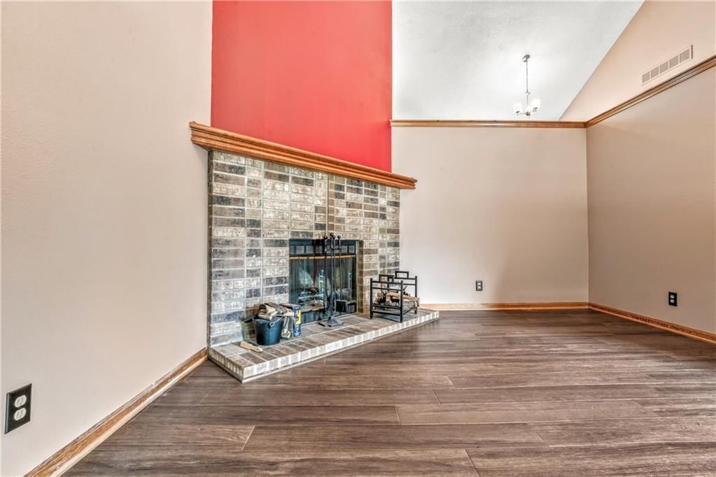 13815 S Acuff Street — photo 12