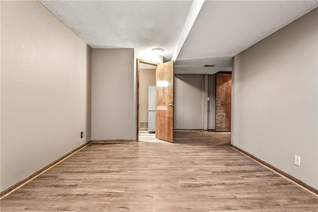 13815 S Acuff Street — photo 24