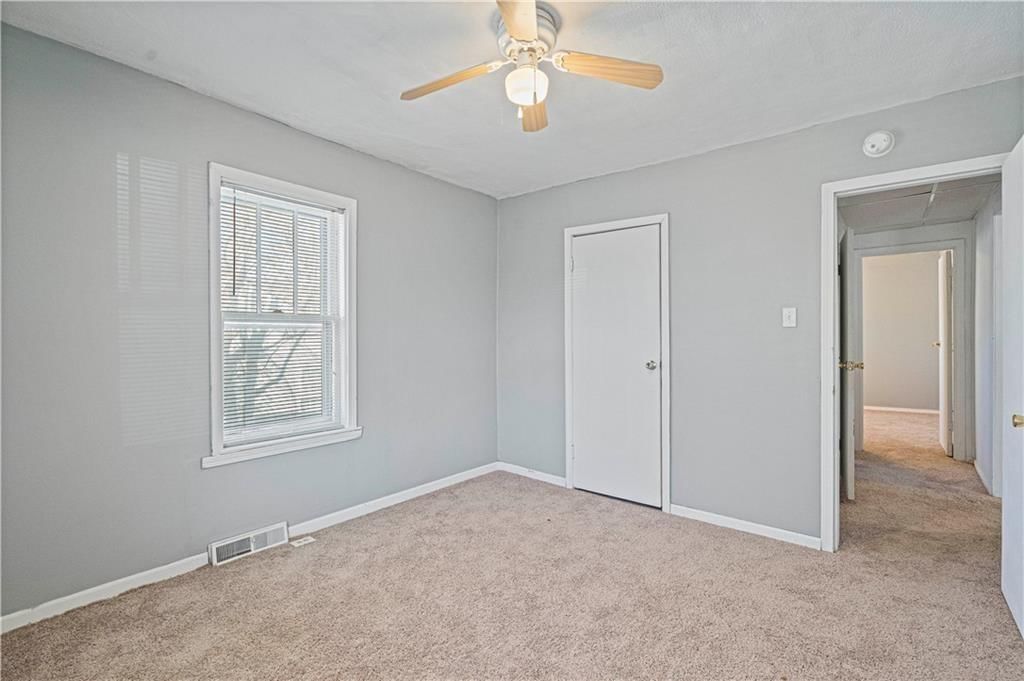 813 N Crysler Avenue — photo 13