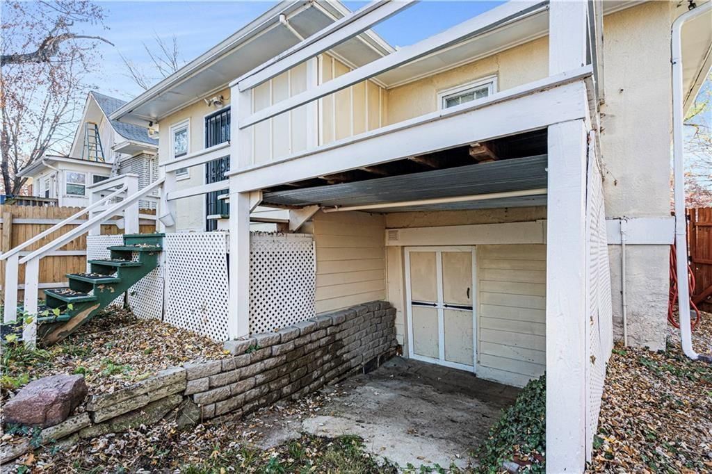 813 N Crysler Avenue — photo 23