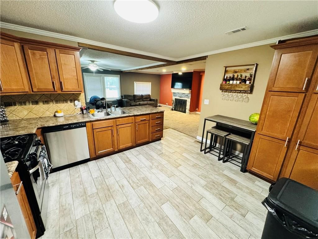 3301 Iroquois Lane — photo 23