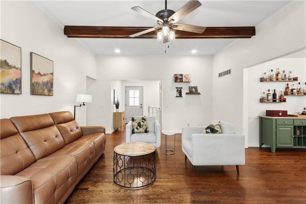 5909 Greenwood Street — photo 7