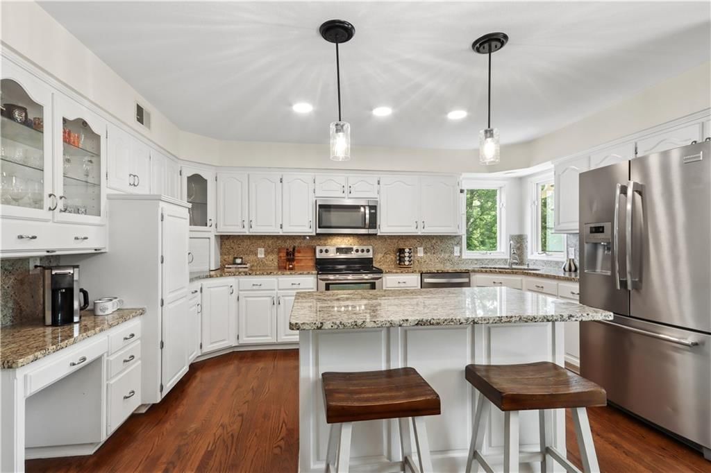 5909 Greenwood Street — photo 10