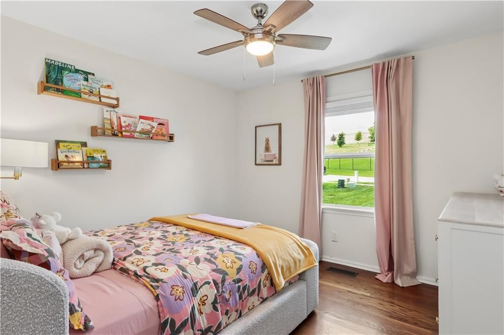 5909 Greenwood Street — photo 18