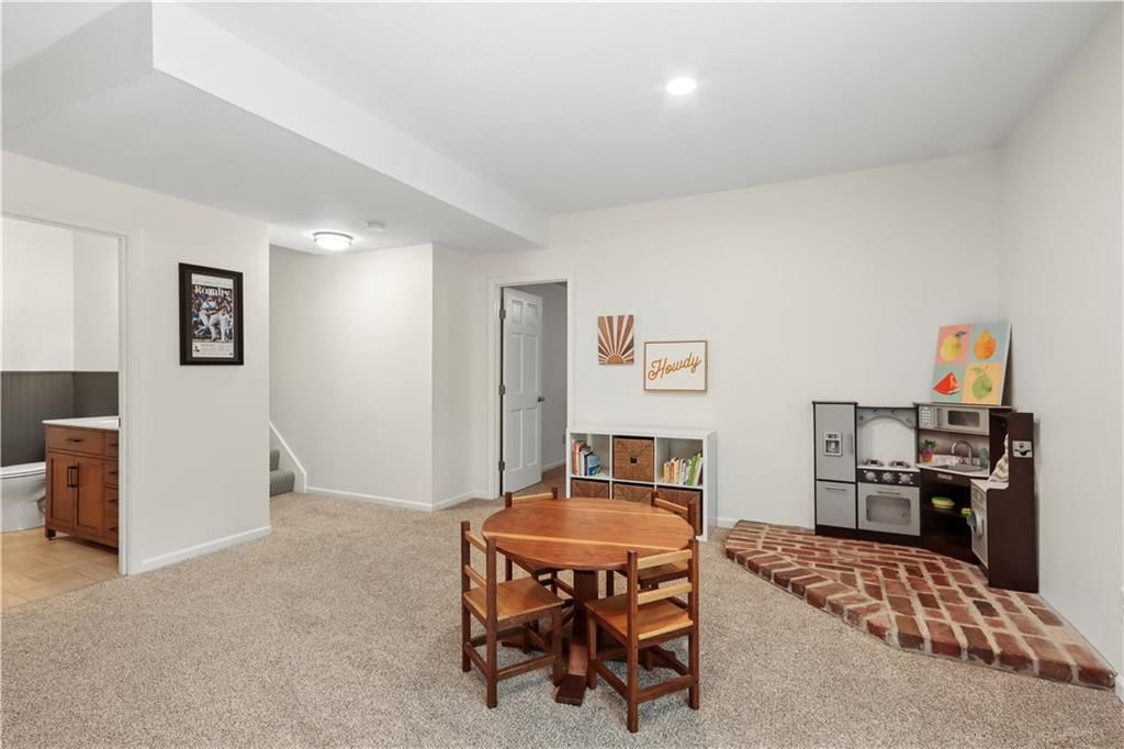 5909 Greenwood Street — photo 22