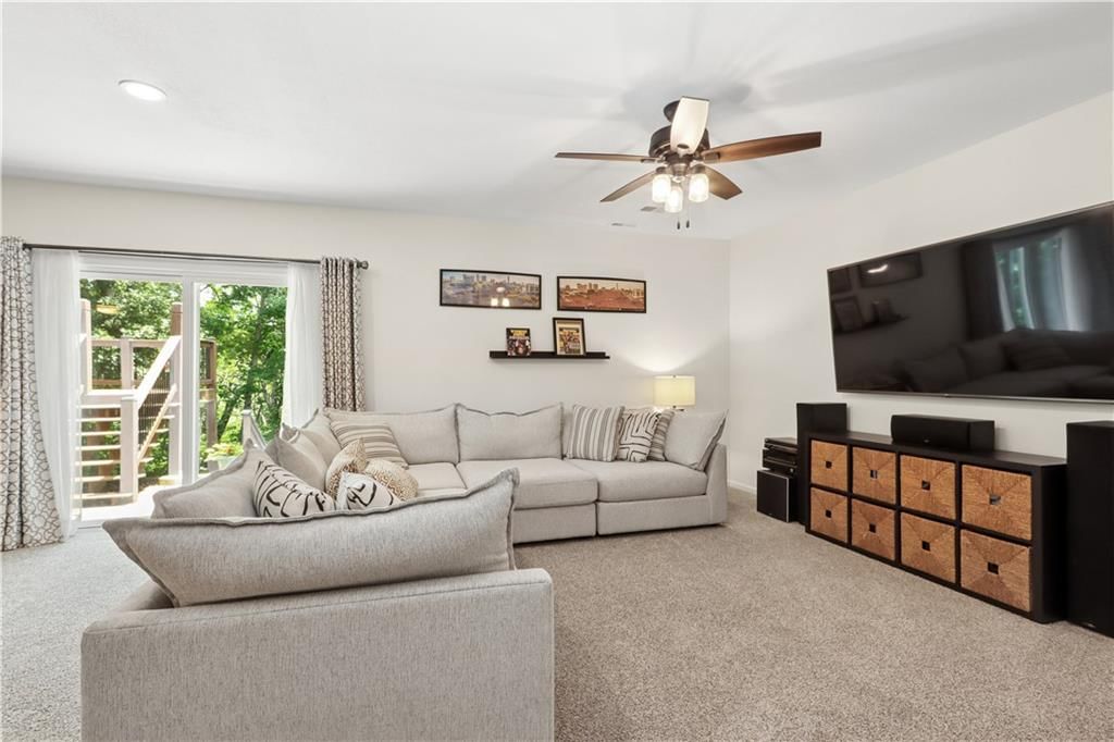5909 Greenwood Street — photo 24