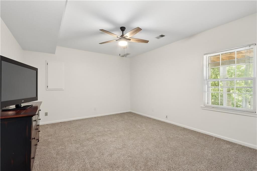 5909 Greenwood Street — photo 28