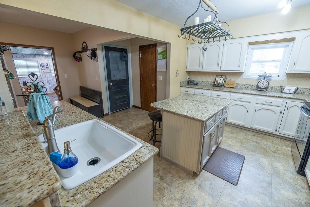 10374 S 1575 Road — photo 19