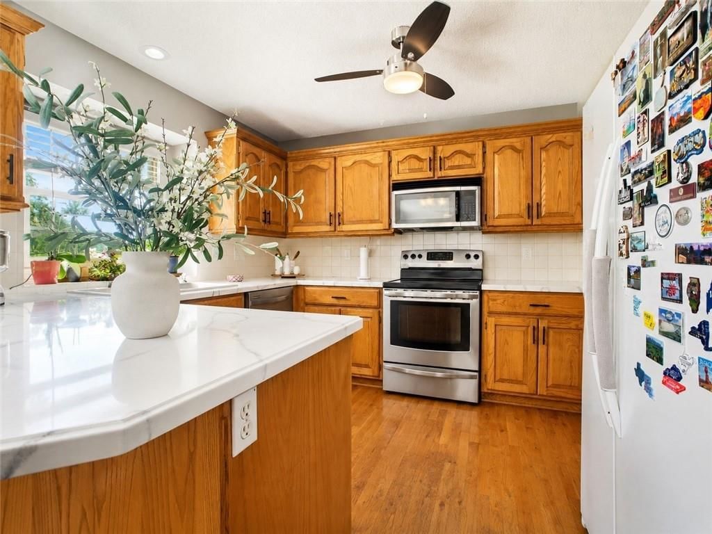 5642 Brownridge Drive — photo 10