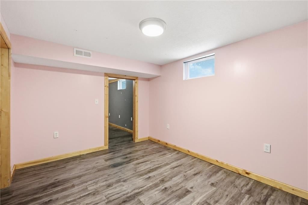 3714 N 154th Terrace — photo 35