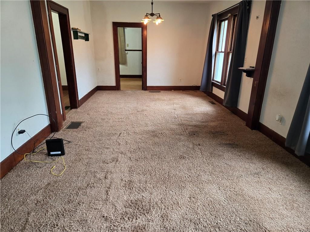 Photo 6 of 40 - 408 E Miami Street, Paola, KS 66071
