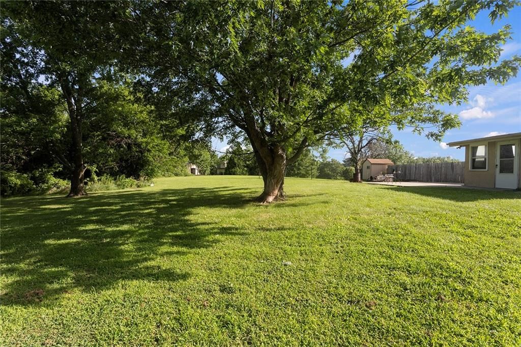 16008 NE 176th Street — photo 39