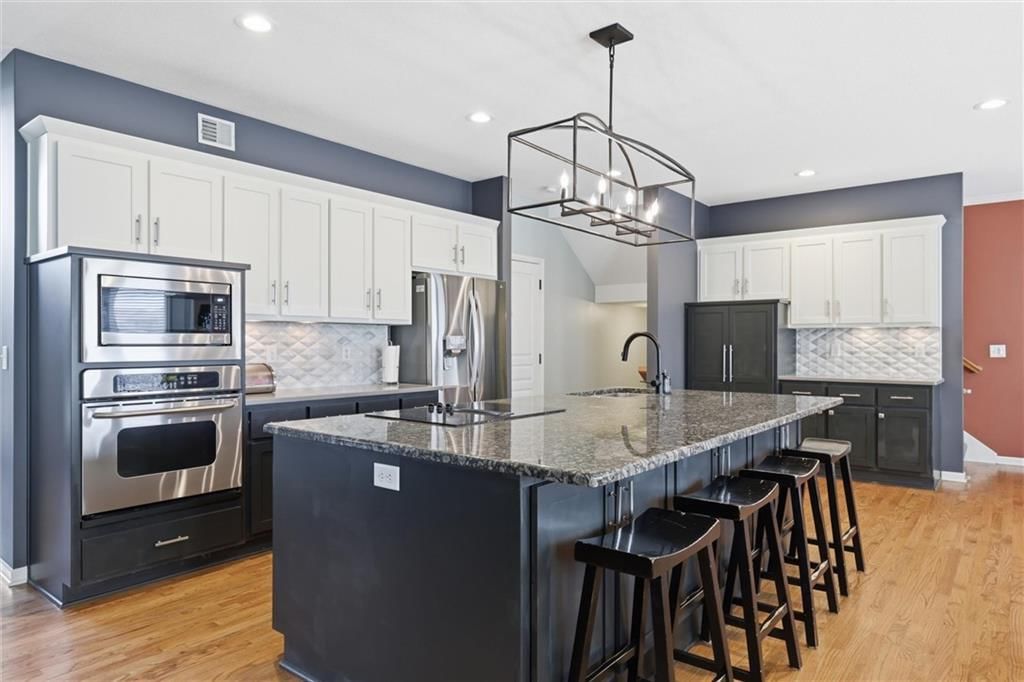 5911 Theden Street — photo 11