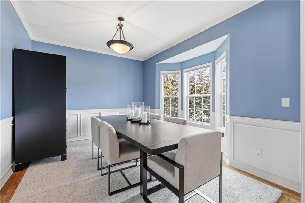 5911 Theden Street — photo 17
