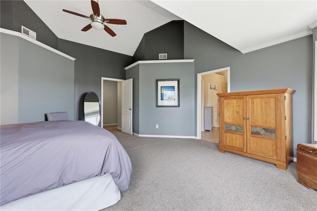 5911 Theden Street — photo 20