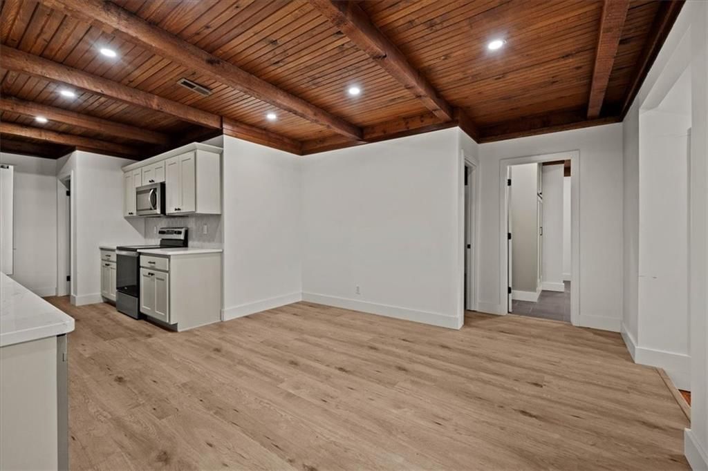 5058 Comanche Lane — photo 4