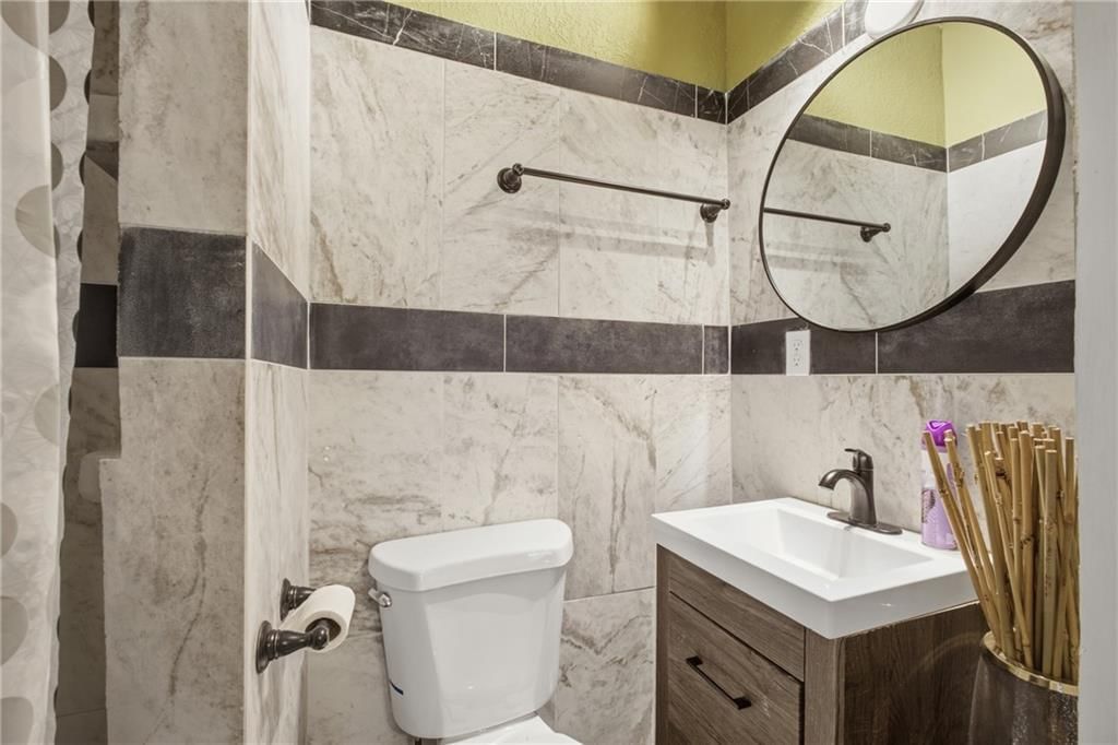 3230 Bellefontaine Avenue — photo 45