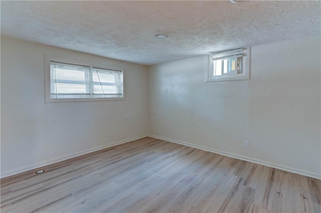 110 Erin Street — photo 21