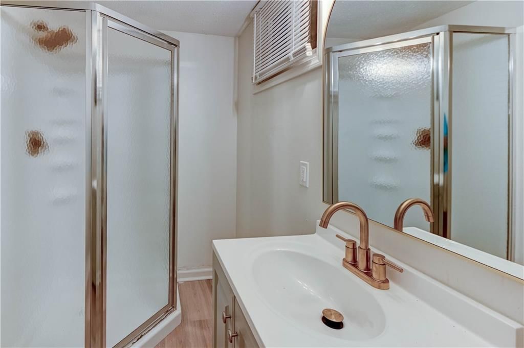 110 Erin Street — photo 27