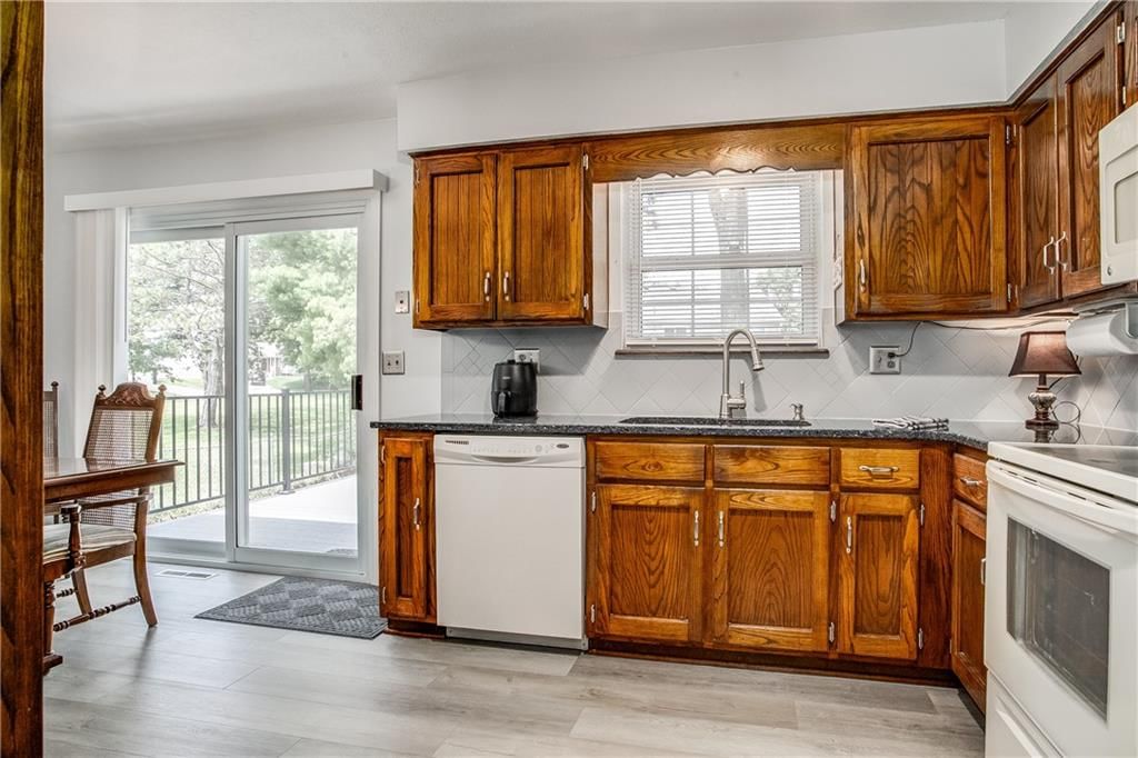 1002 NE Cedar Street — photo 10