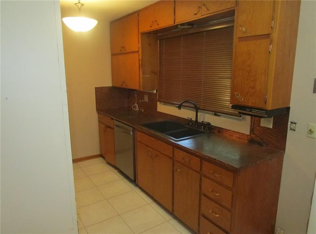 1953 Judson Street — photo 20