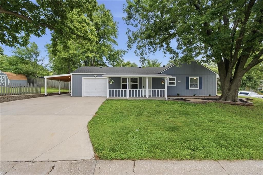 5118 Crest Drive, Kansas City, KS
