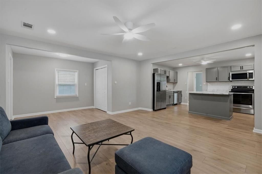 5118 Crest Drive — photo 4