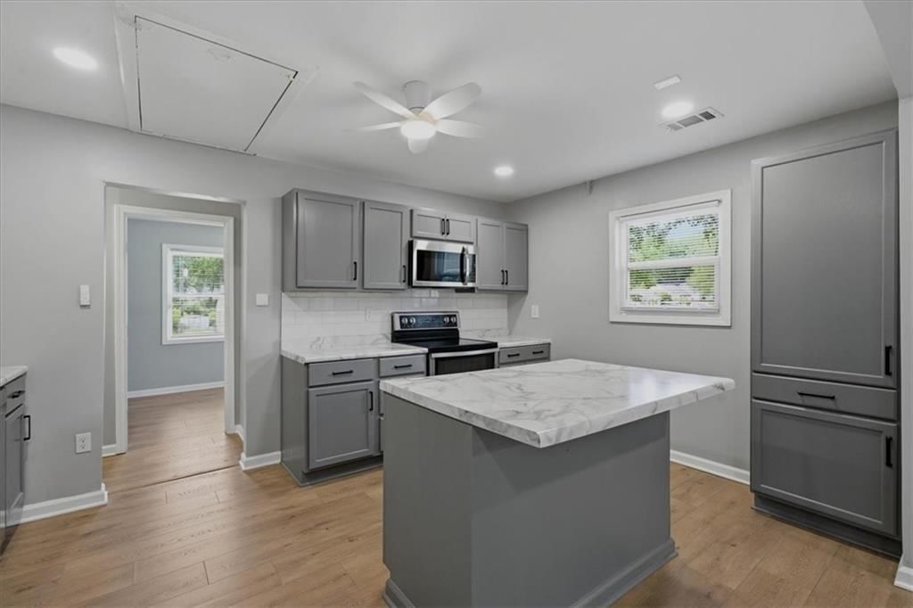 5118 Crest Drive — photo 9