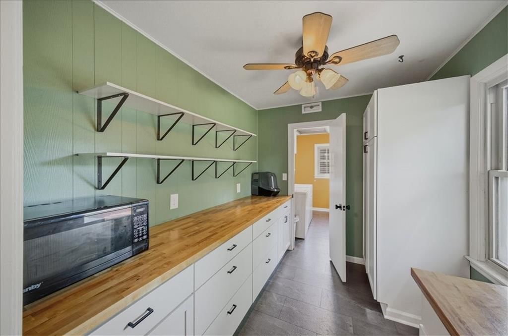 8207 Barkley Street — photo 10