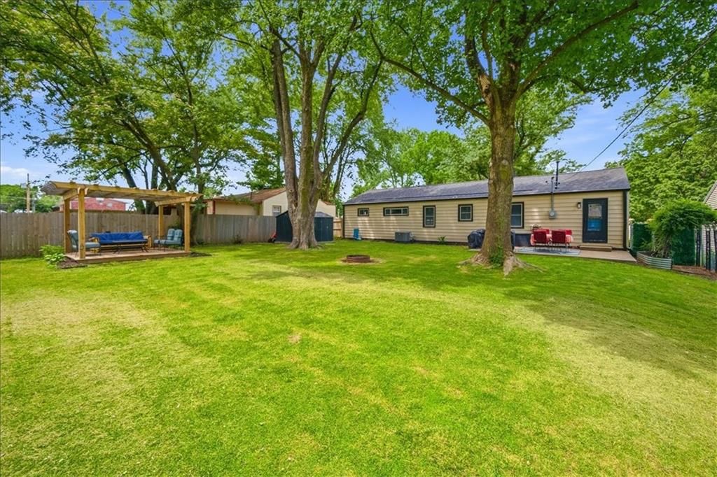 8207 Barkley Street — photo 20