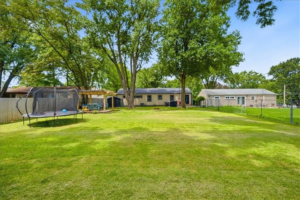 8207 Barkley Street — photo 25