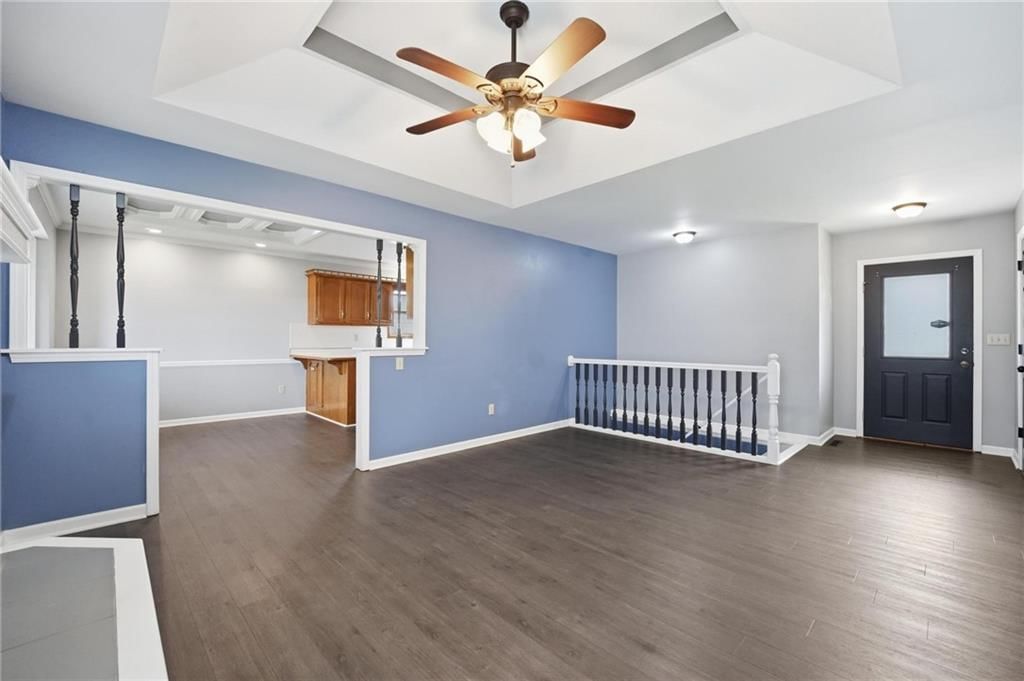 113 E Sierra Drive — photo 11