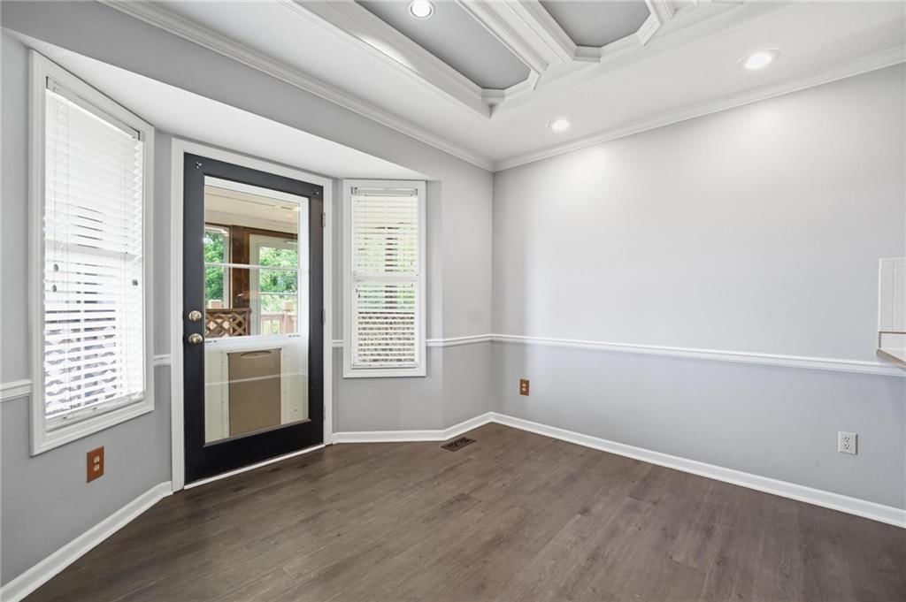 113 E Sierra Drive — photo 12