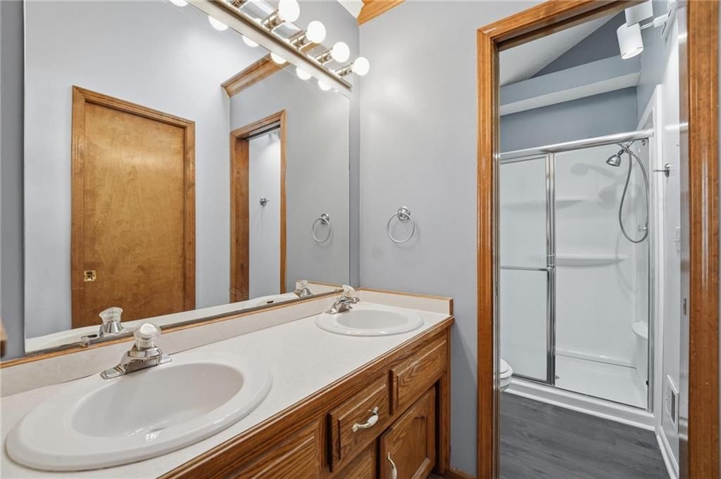 113 E Sierra Drive — photo 25