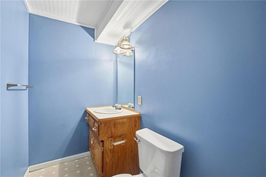 113 E Sierra Drive — photo 29