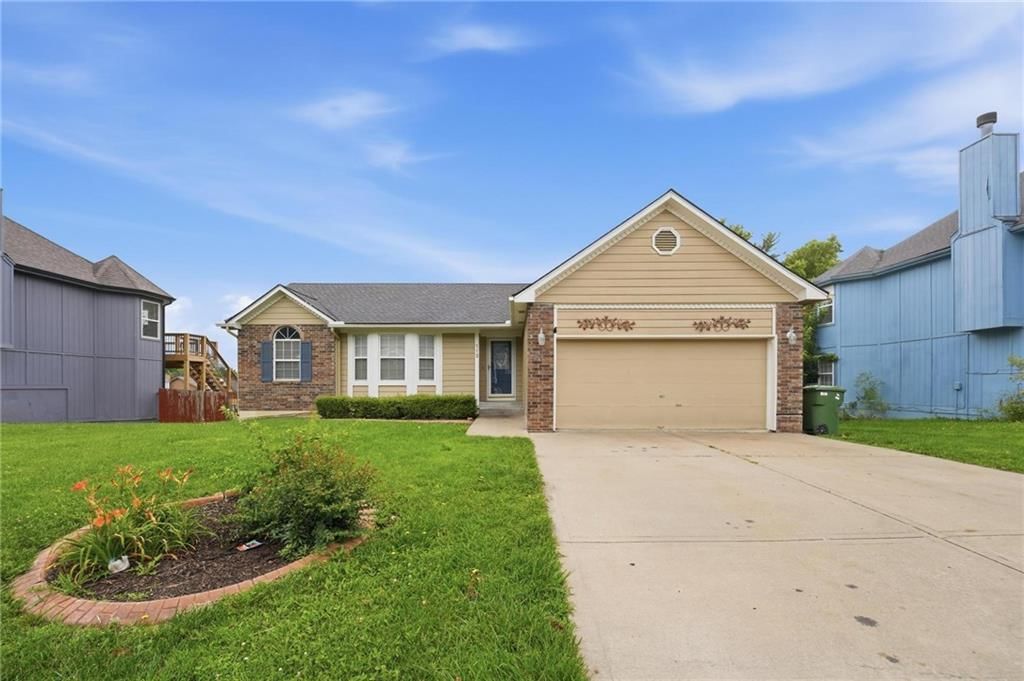 113 E Sierra Drive — photo 42