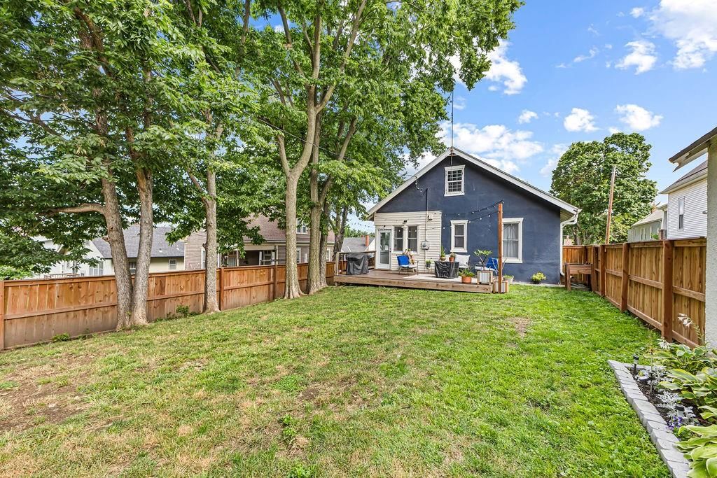 2814 Sylvanie Street — photo 31